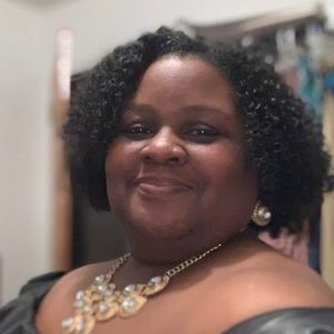 Meet your Posher, Teresa